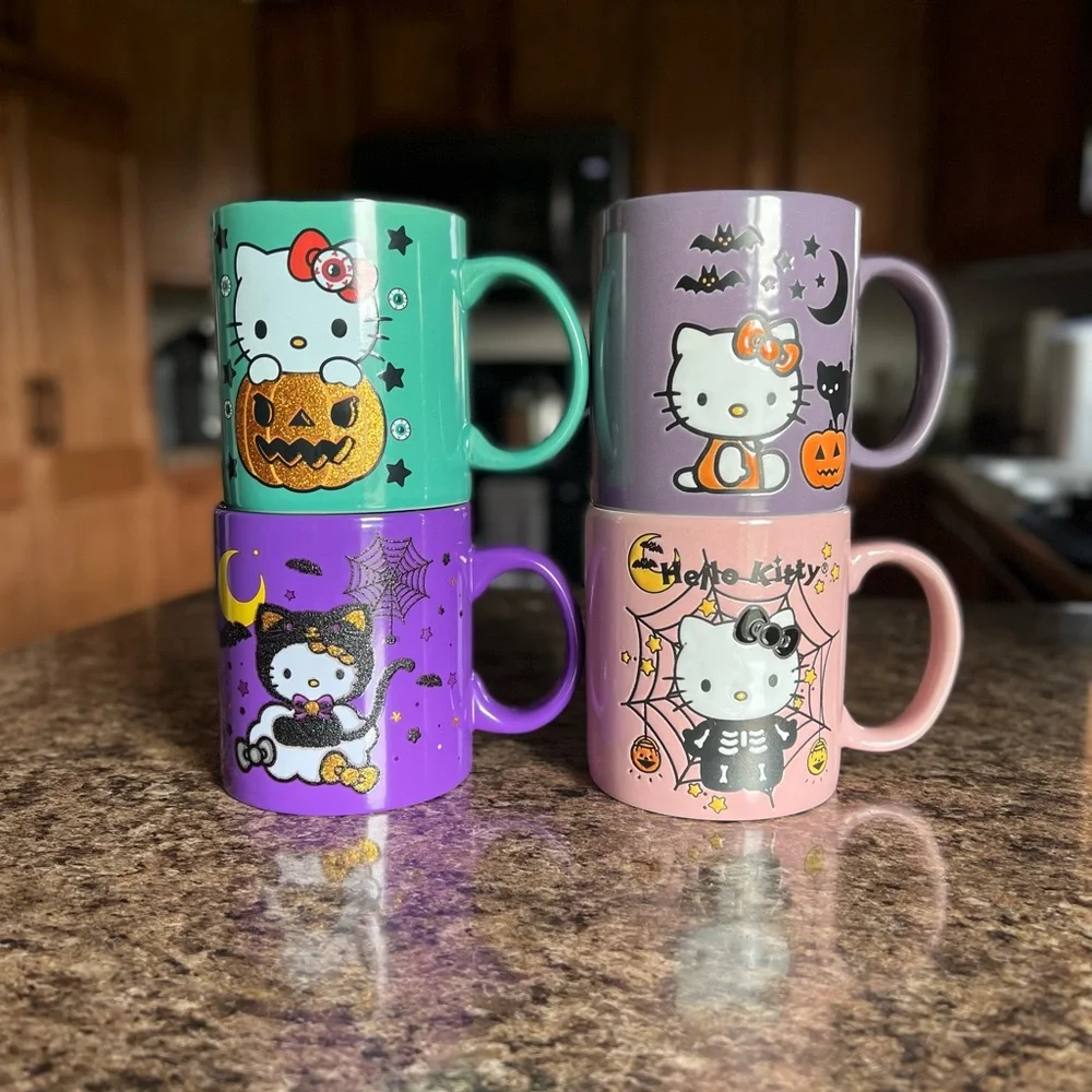 Hello Kitty Halloween Mugs - Picture 2 of 2